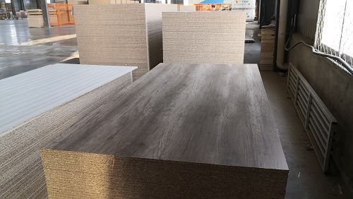 Walnut Veneer Particle BoardHeze Fulin Wood Products Co., Ltd.